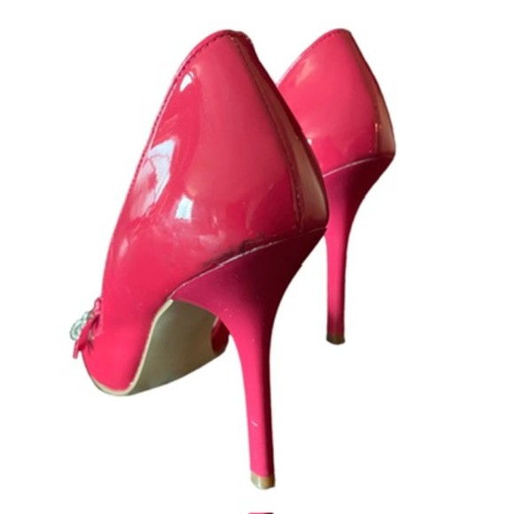 Guess Open Toe Heels Shoes with heart & logo accessories Size 7 Red - Picture 7 of 7